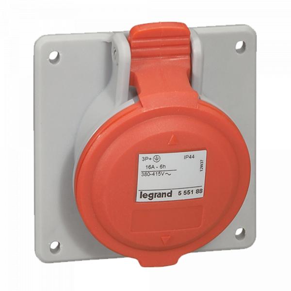 gallery-0 Встраиваемая наклонная розетка Legrand P17 Tempra Pro - IP 44 - 380/415 В~ - 16 A - 3К+З. Артикул 555188