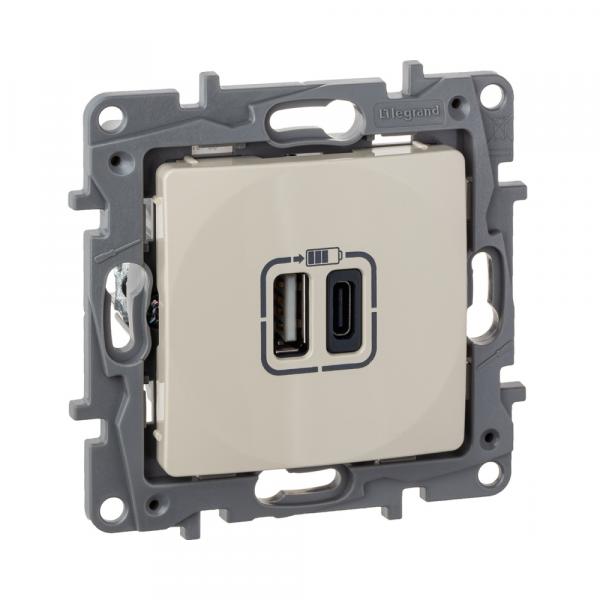 gallery-1 Розетка 2хUSB Legrand 240В/5В 3000мА Серия Etika. Цвет Слоновая кость. Артикул 672336