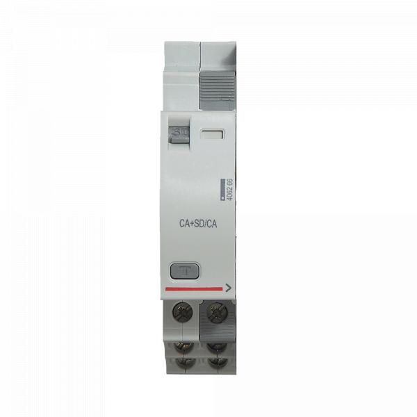 gallery-0 Вспомогательный контакт Legrand DX³ - 6 А - 250 В~/DX3 C/O+FS OR 2C/O SWITCH 1M. Артикул 406266
