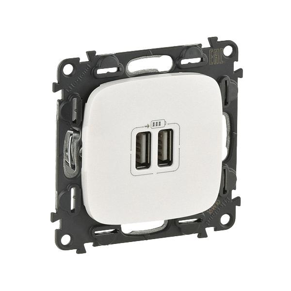 gallery-0 Розетка 2хUSB Legrand 240В/5В 1500мА серии Valena-Allure. Цвет Перламутр. Артикул	754999
