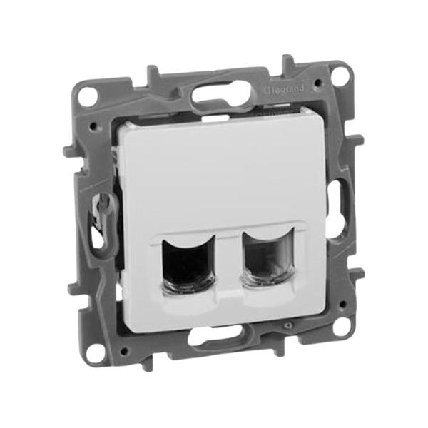 gallery-1 Розетка Legrand RJ11 + RJ45 - категория 5 - UTP серии Etika. Цвет Белый. Артикул	672252